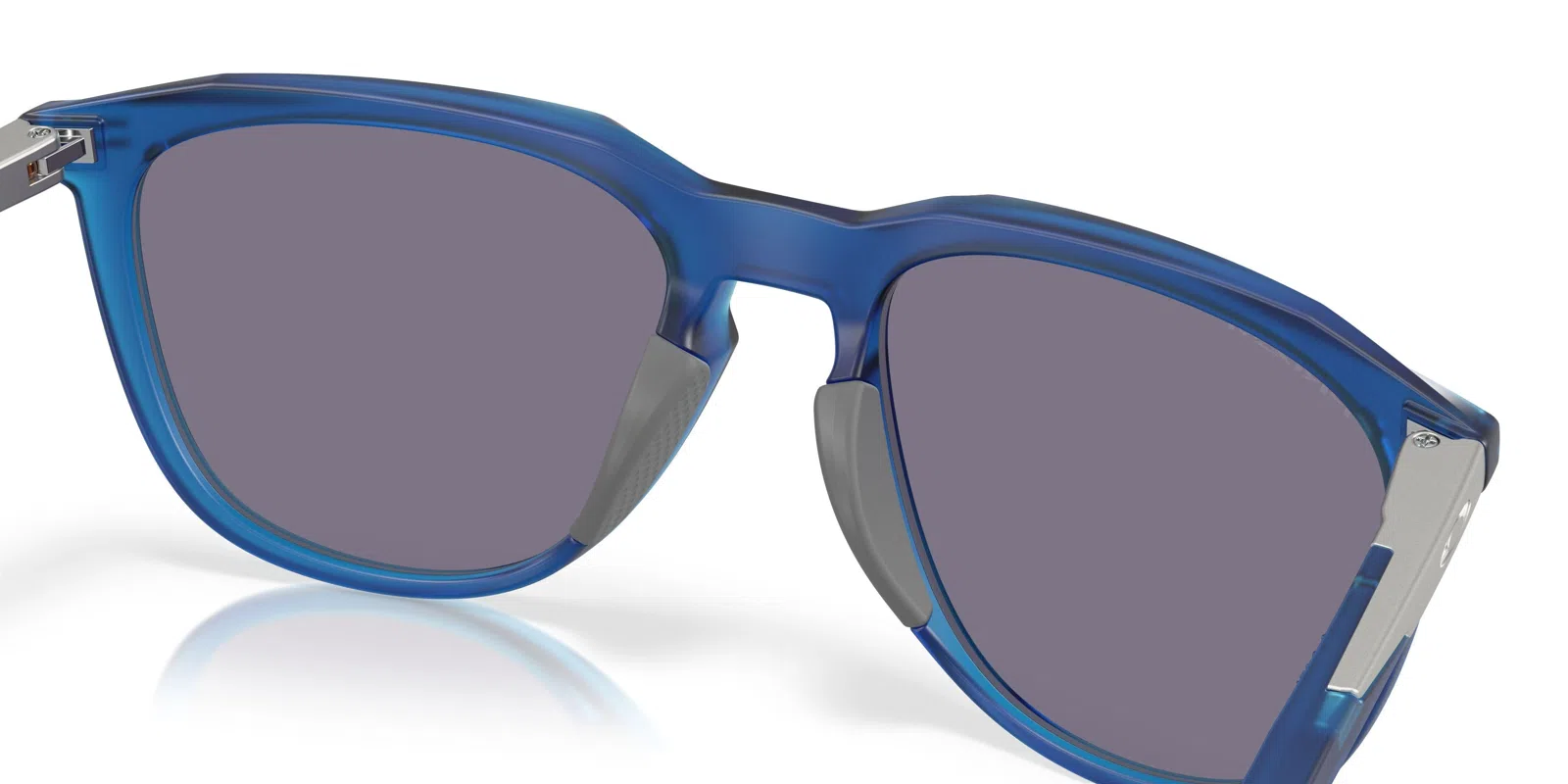 Oakley Thurso 9286 Sunglasses - view 80